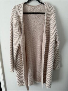 Cozy Chevron Open-Front Cardigan - Beige/Cream